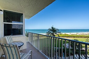 Updated Gulf Front Condo On The South End Of Fort Myers Beach! 1 Bedro