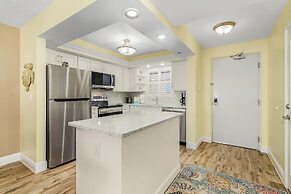 Spectacular Gulf Front Condo On The North End Of The Island 2 Bedroom 