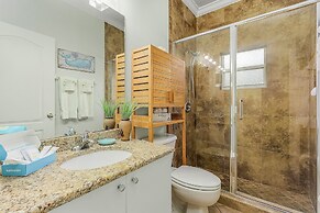 Sunshine Daydream Our Beautiful Monthly Pool Home! 3 Bedroom Home by R