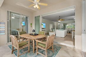 Sunshine Daydream Our Beautiful Monthly Pool Home! 3 Bedroom Home by R