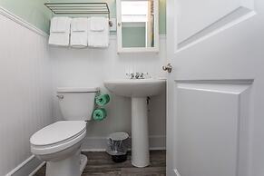 Royal Garden Resort 903 2 Bedroom Condo by RedAwning