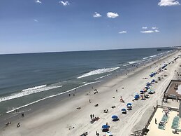 Royal Garden Resort 903 2 Bedroom Condo by RedAwning