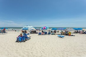 Royal Garden Resort 505 2 Bedroom Condo by RedAwning