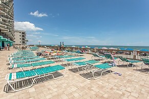 Royal Garden Resort 505 2 Bedroom Condo by RedAwning