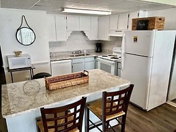 Royal Garden Resort 815 2 Bedroom Condo by RedAwning