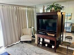 Royal Garden Resort 815 2 Bedroom Condo by RedAwning