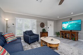 Barefoot Hideaway, With Spa And Pool 3 Bedroom Home by RedAwning