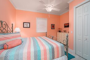 Luxury Beach Front Pool Home In Paradise! 8 Bedroom Home by RedAwning