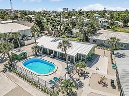 171 Washington ~ Dune Our Thing ~ Unit B ~ Fabulous Pool Home! 2 Bedro