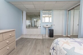 Royal Garden Resort 1605 2 Bedroom Condo by RedAwning