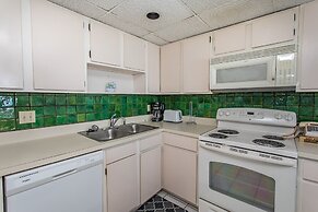 Royal Garden Resort 1605 2 Bedroom Condo by RedAwning