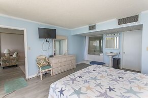 Royal Garden Resort 1605 2 Bedroom Condo by RedAwning