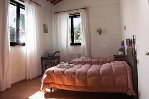 Casale Montemoro With Pool