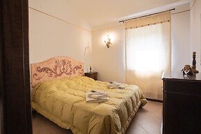 Casale Montemoro With Pool