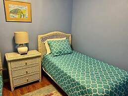 Royal Garden Resort 914 2 Bedroom Condo by RedAwning