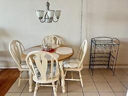 Royal Garden Resort 914 2 Bedroom Condo by RedAwning