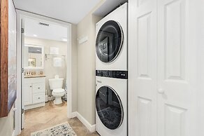 ~fantastic Gulf Front Condo North Of The Pier~ 2 Bedroom Condo by RedA