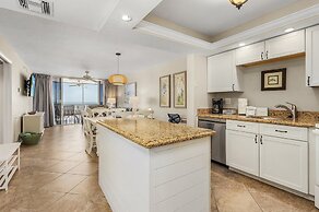 ~fantastic Gulf Front Condo North Of The Pier~ 2 Bedroom Condo by RedA