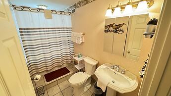 Royal Garden Resort 1608 3 Bedroom Condo by RedAwning