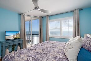 Spectacular Gulf Front Corner Unit 2 Bedroom Condo by RedAwning