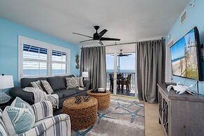 Spectacular Gulf Front Corner Unit 2 Bedroom Condo by RedAwning