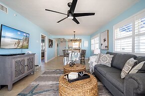 Spectacular Gulf Front Corner Unit 2 Bedroom Condo by RedAwning