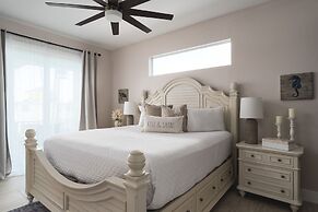 Welcome To 5545 Palmetto Street All New! Just Built! Book It Now! 4 Be