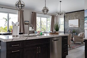 Welcome To 5545 Palmetto Street All New! Just Built! Book It Now! 4 Be