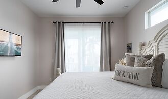 Welcome To 5545 Palmetto Street All New! Just Built! Book It Now! 4 Be