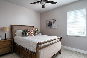 Welcome To 5545 Palmetto Street All New! Just Built! Book It Now! 4 Be