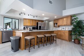 Beautiful Private Pool Home In-between Fort Myers Beach And Sanibel Is