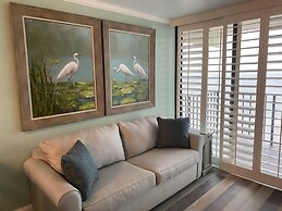 Royal Garden Resort 514 2 Bedroom Condo by RedAwning