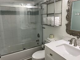 Royal Garden Resort 514 2 Bedroom Condo by RedAwning