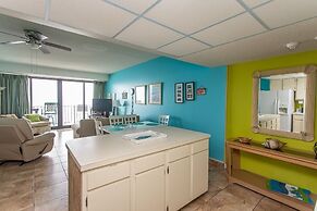 Royal Garden Resort 1515 2 Bedroom Condo by Redawning