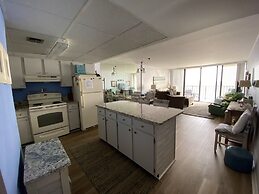 Royal Garden Resort 415 2 Bedroom Condo by RedAwning