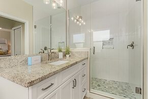 Welcome To 246 Delmar Ave - Vacation Rental 3 Bedroom Home by RedAwnin