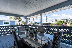 Shells N Sunshine! Getaway Destination Just Minutes From The White San