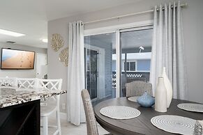 Shells N Sunshine! Getaway Destination Just Minutes From The White San