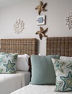 Shells N Sunshine! Getaway Destination Just Minutes From The White San