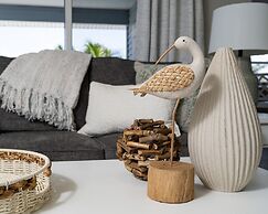 Shells N Sunshine! Getaway Destination Just Minutes From The White San