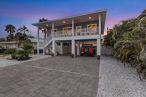 Welcome To Mermaid Bay Vacation Rental - 261 Delmar 3 Bedroom Home by 