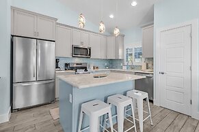 Welcome To Mermaid Bay Vacation Rental - 261 Delmar 3 Bedroom Home by 