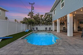 Welcome To Mermaid Bay Vacation Rental - 261 Delmar 3 Bedroom Home by 