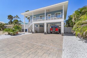 Welcome To Mermaid Bay Vacation Rental - 261 Delmar 3 Bedroom Home by 