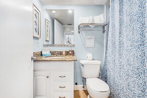 Beach Villas # 305 - Recently Refereshed! 2 Bedroom Condo by RedAwning