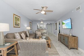Fantastic Gulf Front Condo On The North End Of The Island - Beach Vill
