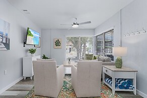 171 Washington ~ Dune Our Thing ~ Unit D ~ Fabulous Pool Home! 2 Bedro