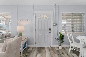 171 Washington ~ Dune Our Thing ~ Unit D ~ Fabulous Pool Home! 2 Bedro