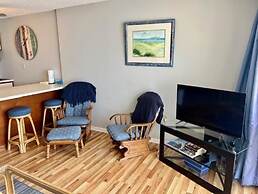 Royal Garden Resort 904 2 Bedroom Condo by RedAwning