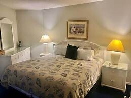 Royal Garden Resort 904 2 Bedroom Condo by RedAwning